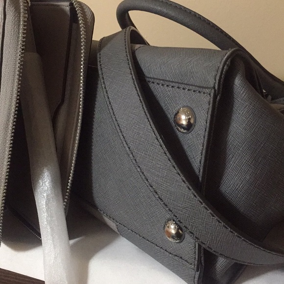 🎈SOLD🎈 Michael Kors handbag - Picture 5 of 8